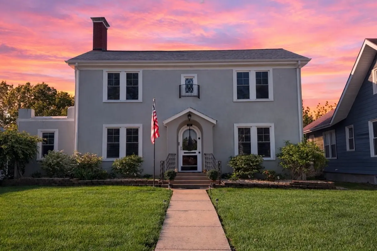 909 E 3rd Street, Centralia, IL 62801 - #1