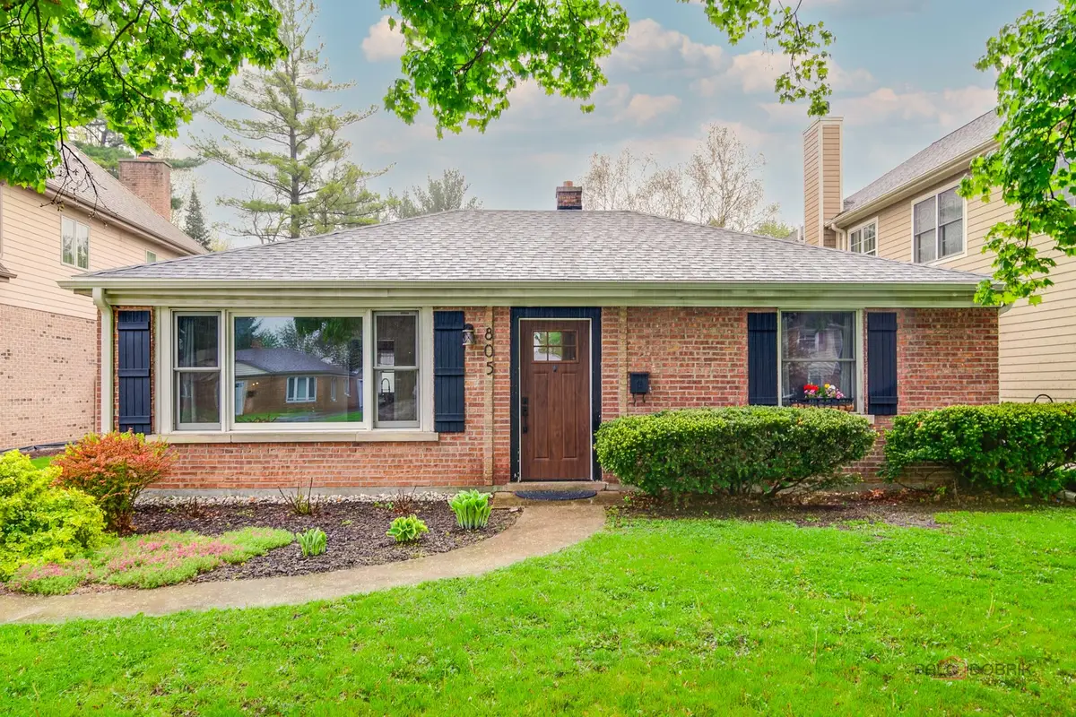 805 E Rockland Road, Libertyville, IL 60048 - #1