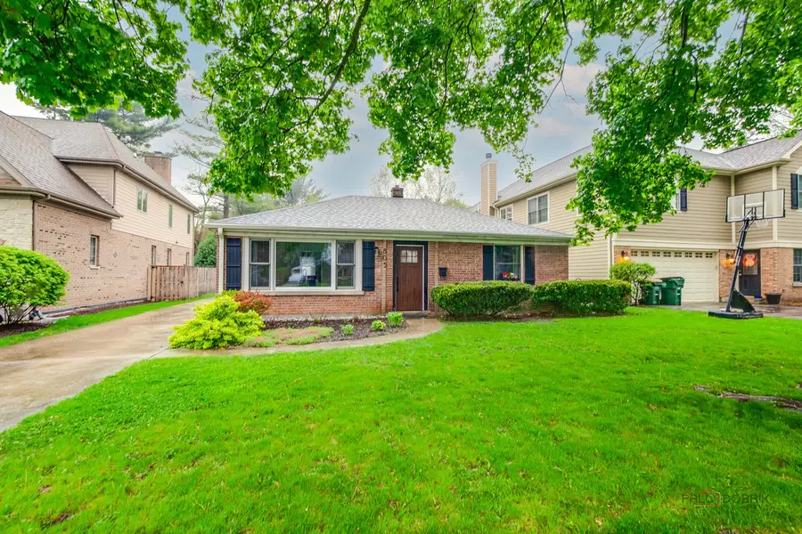 805 E Rockland Road, Libertyville, IL 60048 - #3