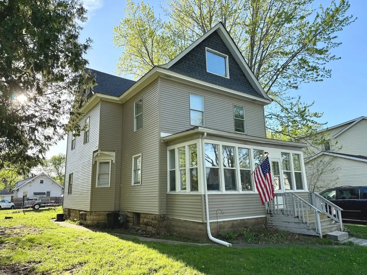 508 N 8th Street, Rochelle, IL 61068 - #1