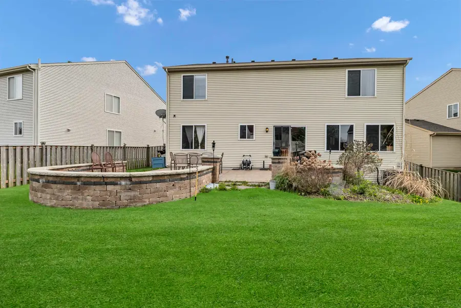 422 Westport Drive, Pingree Grove, IL 60140 - #2