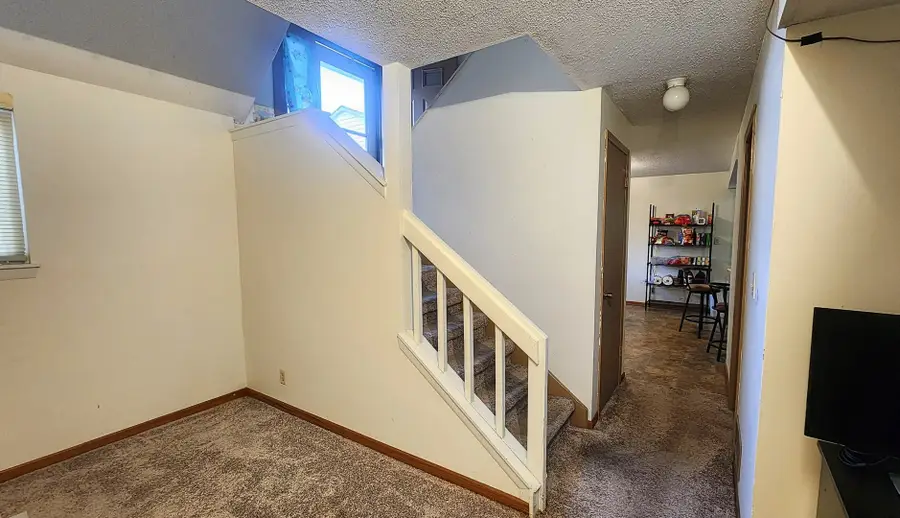 2122 W 58th Street, Davenport, IA 52806 - #3