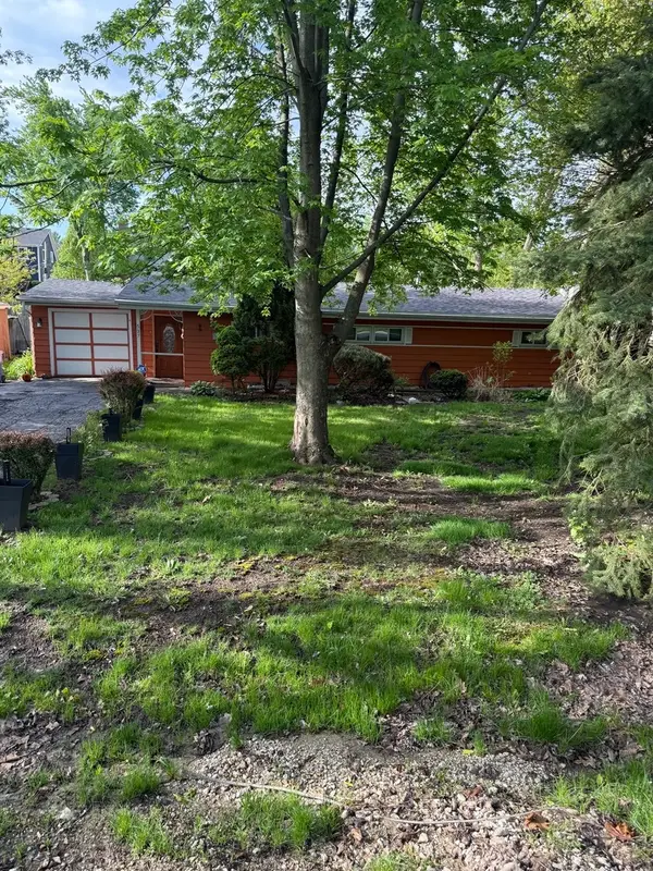 22W537 Cherry Lane, Glen Ellyn, IL 60137