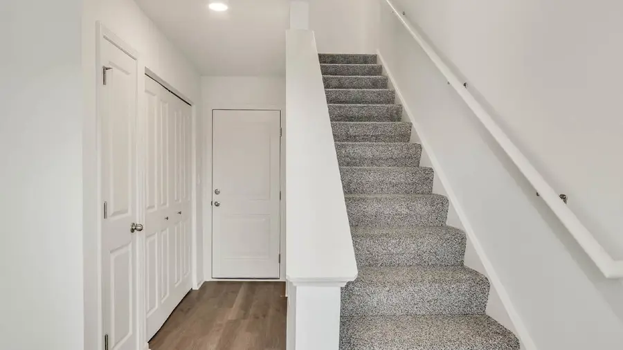 412 Lakeshore Court, Saint Charles, IL 60174 - #2