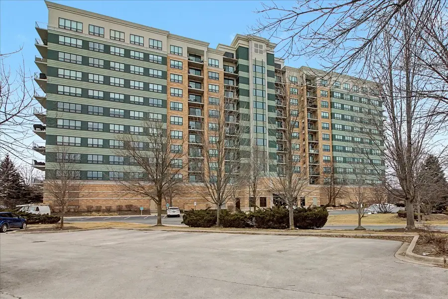 6420 Double Eagle Drive #801, Woodridge, IL 60517 - #2