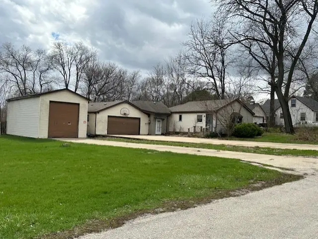 4128 Mila Avenue, Rockford, IL 61101 - #3