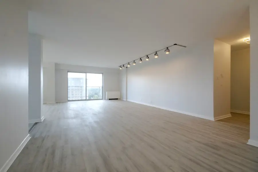 7033 N Kedzie Avenue #1408, Chicago, IL 60645 - #3