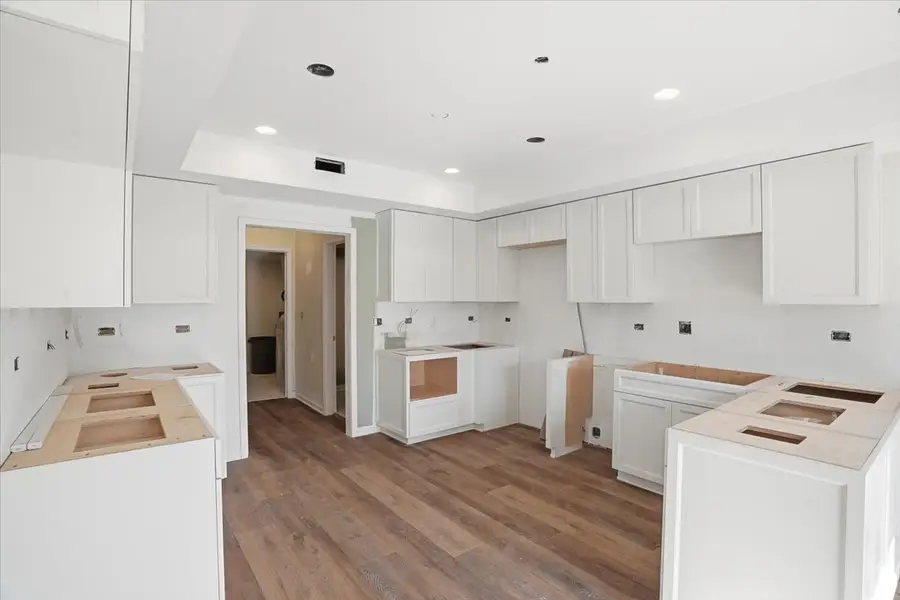 1204 Chatham Court #1204, Libertyville, IL 60048 - #2