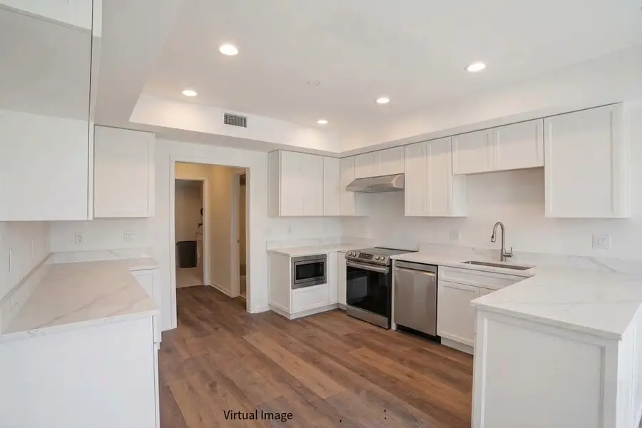 1204 Chatham Court #1204, Libertyville, IL 60048 - #3