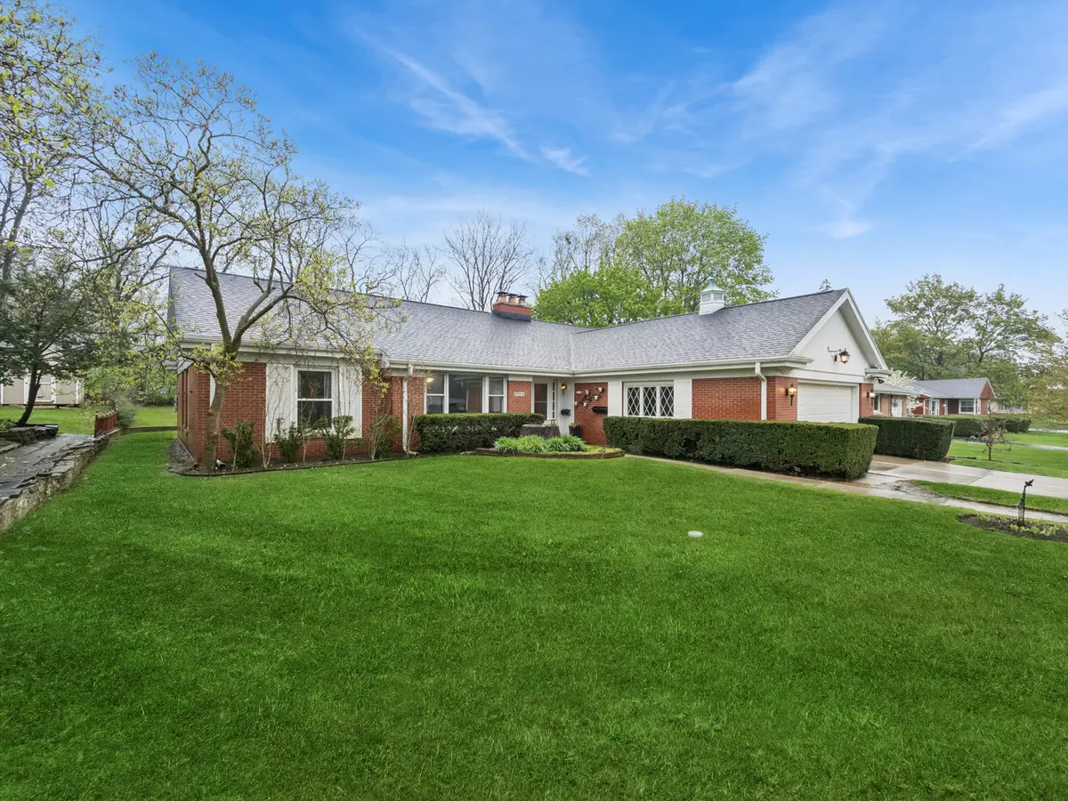 410 Flossmoor Avenue, Waukegan, IL 60085 - #1