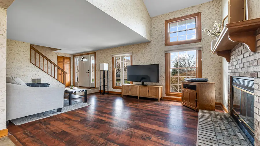 220 Whitewood Drive, Streamwood, IL 60107 - #3