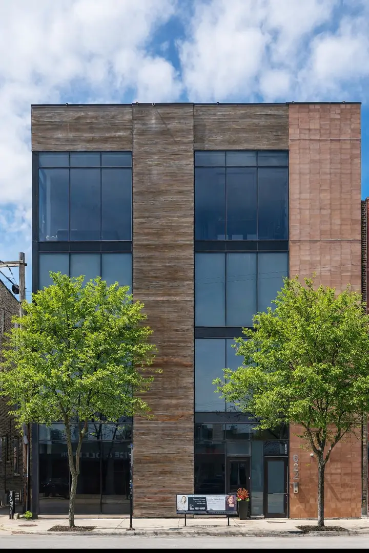 622 N Ashland Avenue #2, Chicago, IL 60622 - #1