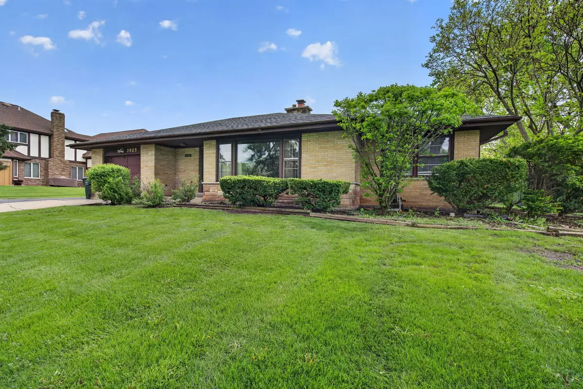 3925 Downers Drive, Downers Grove, IL 60515 - #1