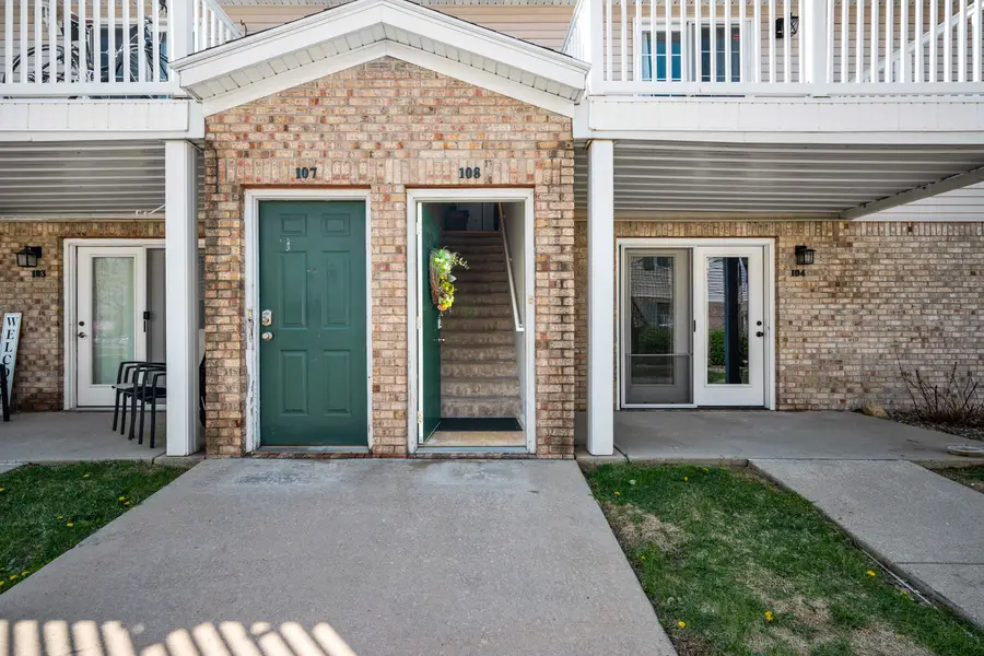 1040 Ekstam Drive #108, Bloomington, IL 61704 - #3