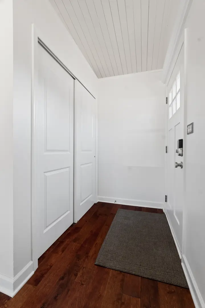 8 Rob Road, Mount Prospect, IL 60056 - #3