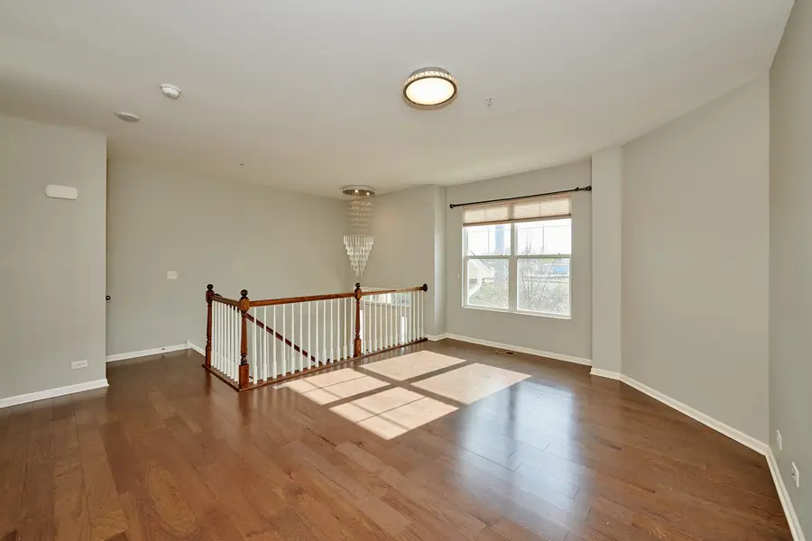 1100 Evergreen Avenue, Des Plaines, IL 60016 - #3