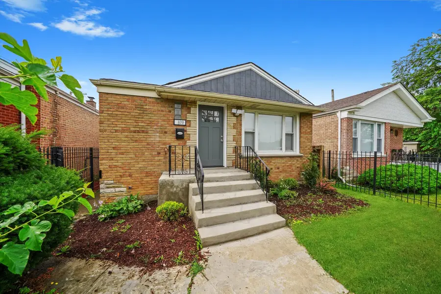 819 E 98th Place, Chicago, IL 60628 - #3