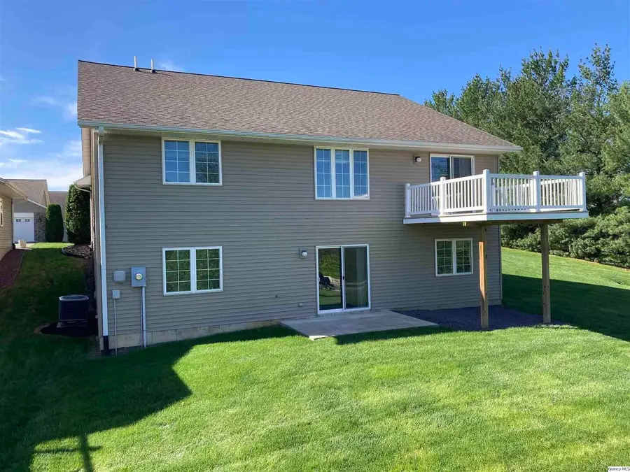 1122 Stone Crest Villa Dr., Quincy, IL 62305 - #2