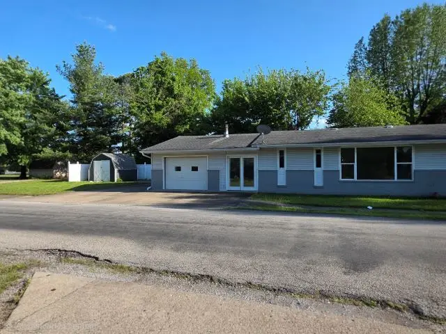 1820 N 14th Street, Herrin, IL 62948 - #3