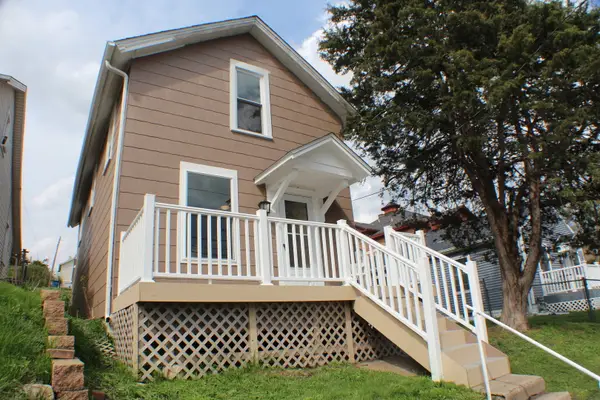 2118 E 12th Street, Davenport, IA 52803