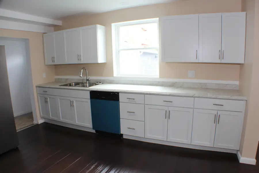 2118 E 12th Street, Davenport, IA 52803 - #3