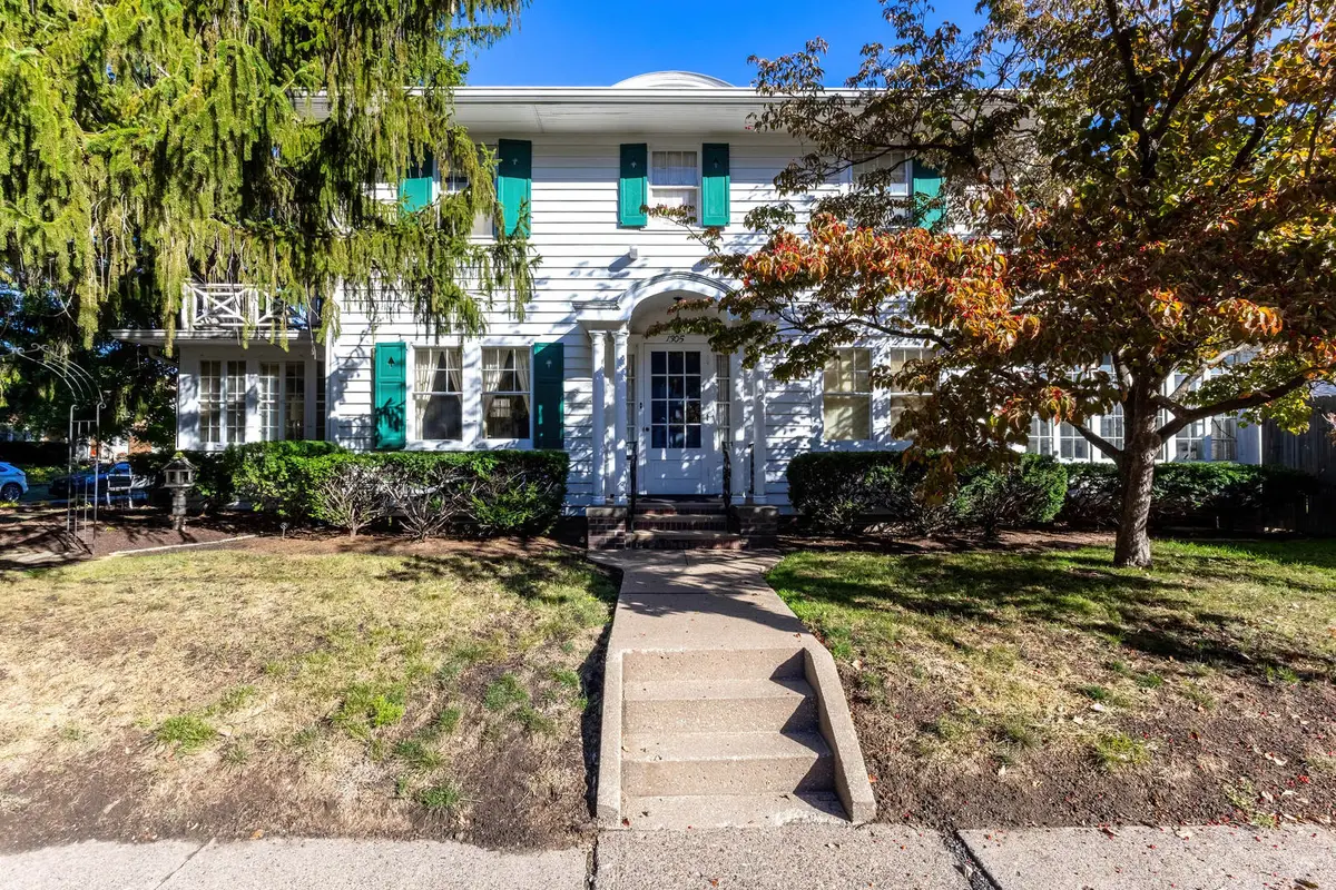 1305 25th Avenue, Moline, IL 61265 - #1