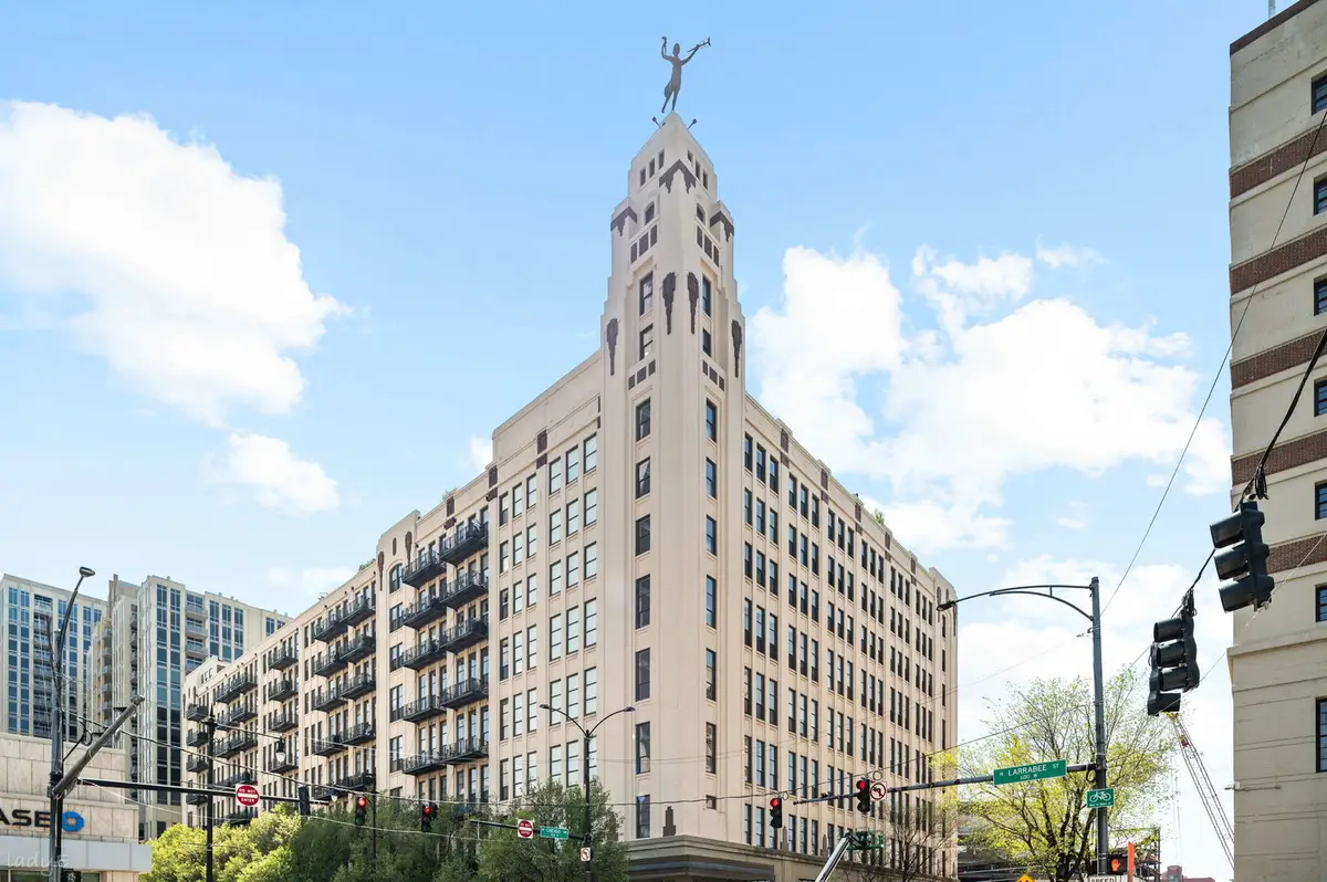 758 N Larrabee Street #620, Chicago, IL 60654 - #1