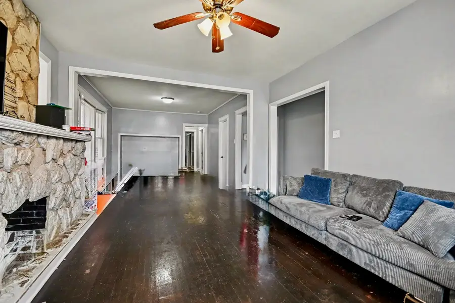 6110 S Maplewood Avenue, Chicago, IL 60629 - #2