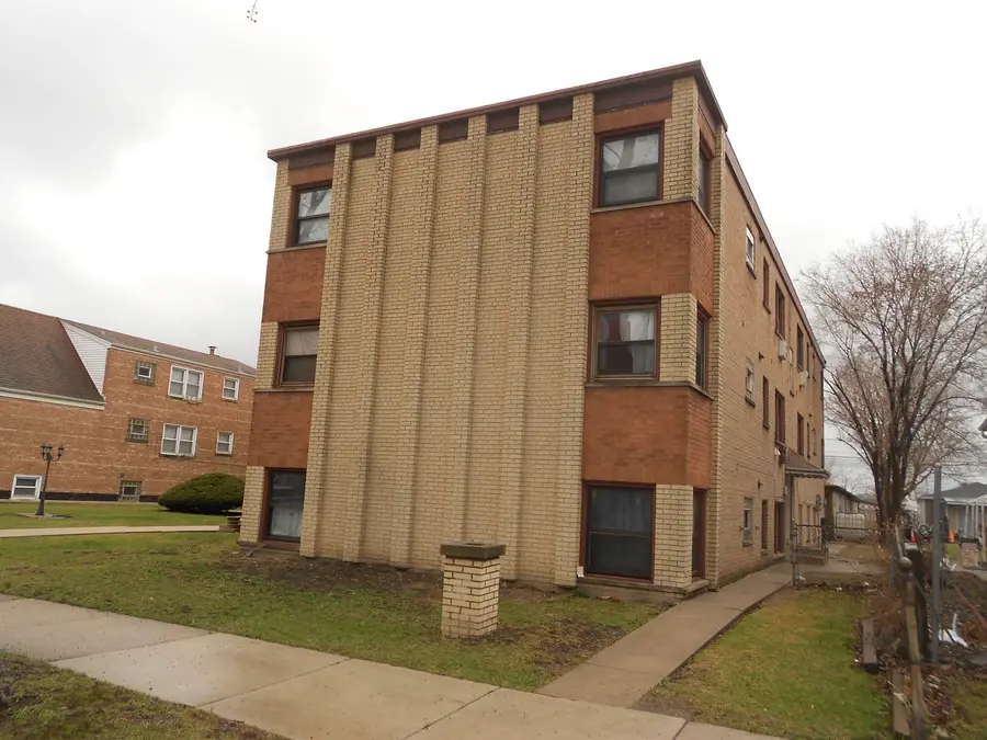 6122 S Kolmar Avenue #1, Chicago, IL 60629 - #2