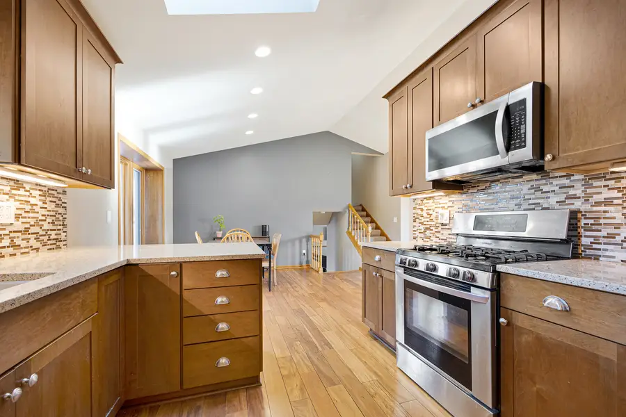 568 Pamela Court, Gilberts, IL 60136 - #2