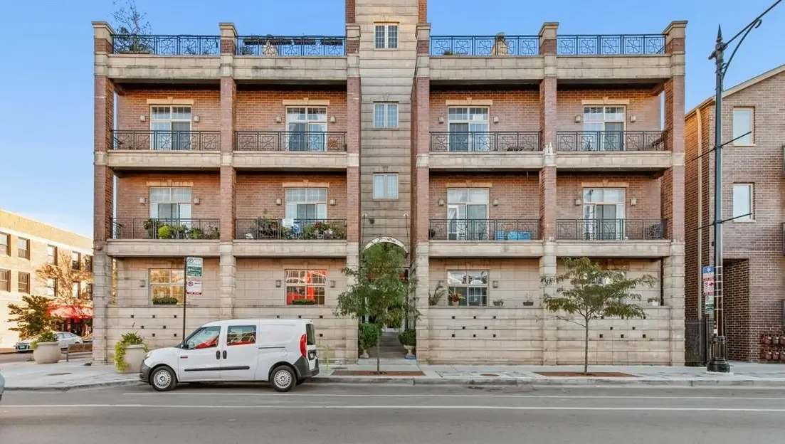 2635 W Lawrence Avenue #1A, Chicago, IL 60625 - #1