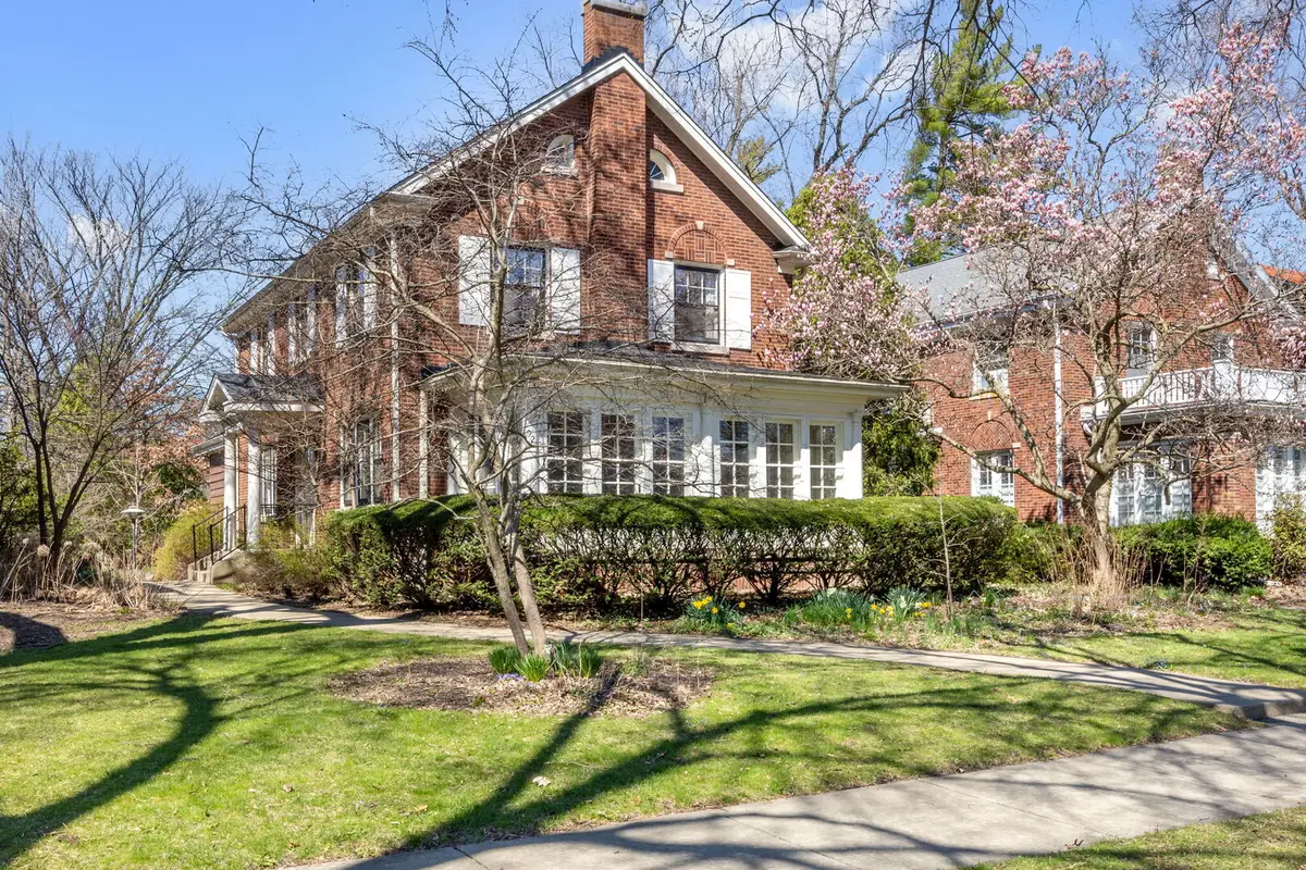 921 Fair Oaks Avenue, Oak Park, IL 60302 - #1