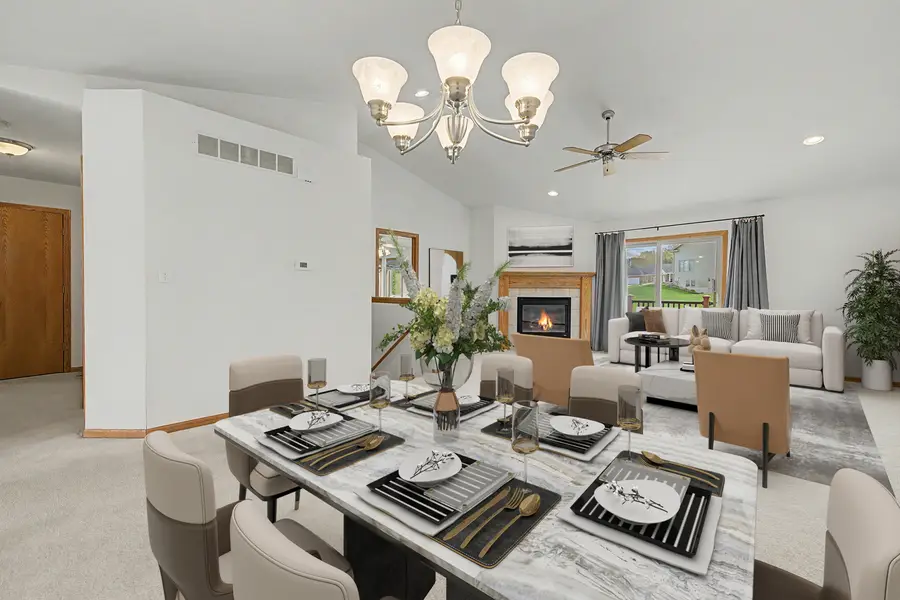 3127 Sandy Pointe Drive, Freeport, IL 61032 - #2