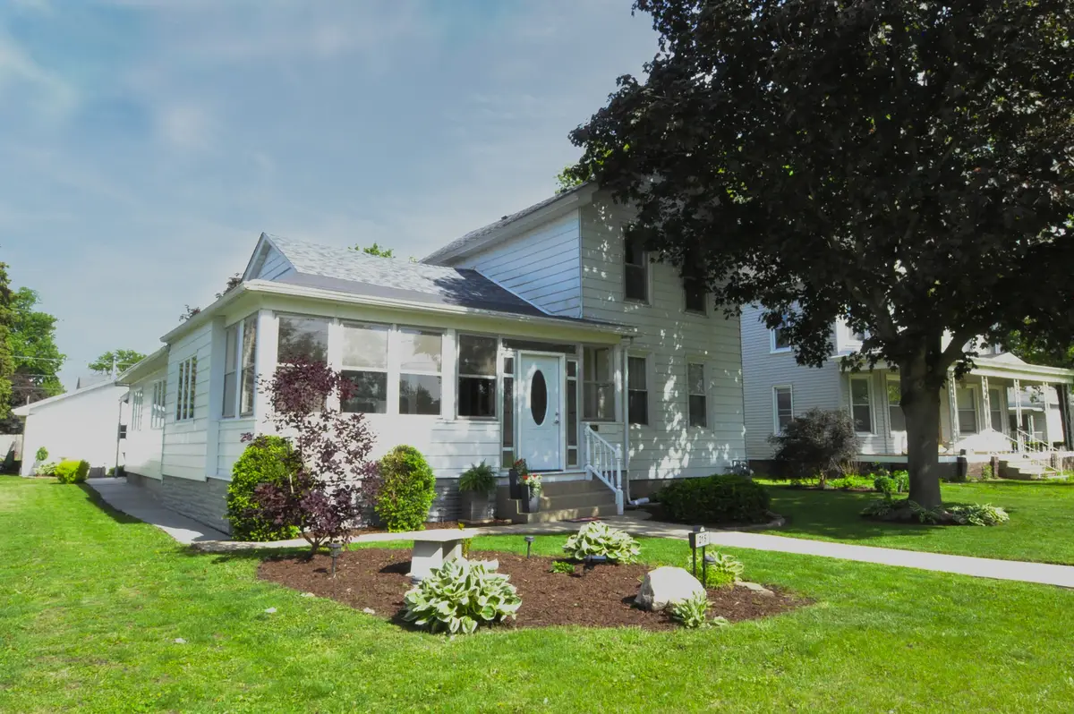 215 S Wasson Street, Streator, IL 61364 - #1