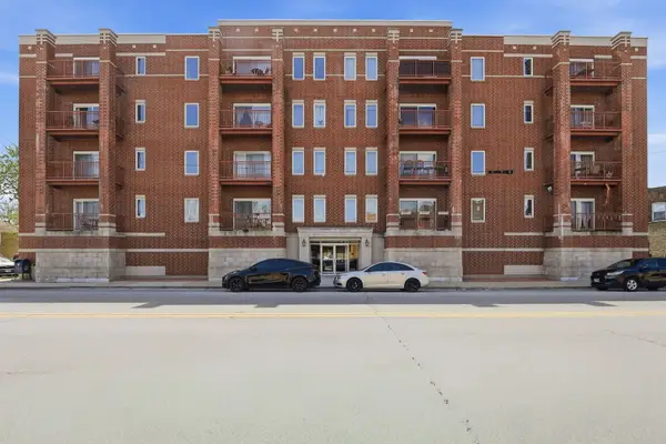 6238 W 26th Street #203, Berwyn, IL 60402