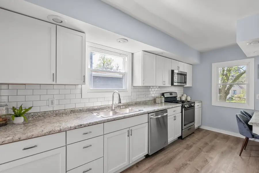 1410 25th Street, Rock Island, IL 61201 - #2