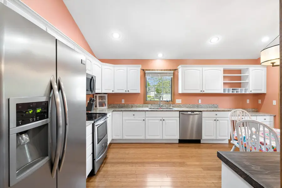 4038 Spartina Court, Bettendorf, IA 52722 - #2