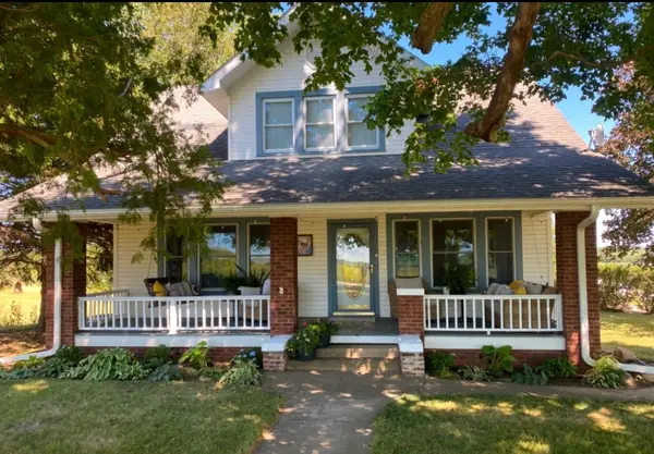 10198 E 2720 Street, Kewanee, IL 61443