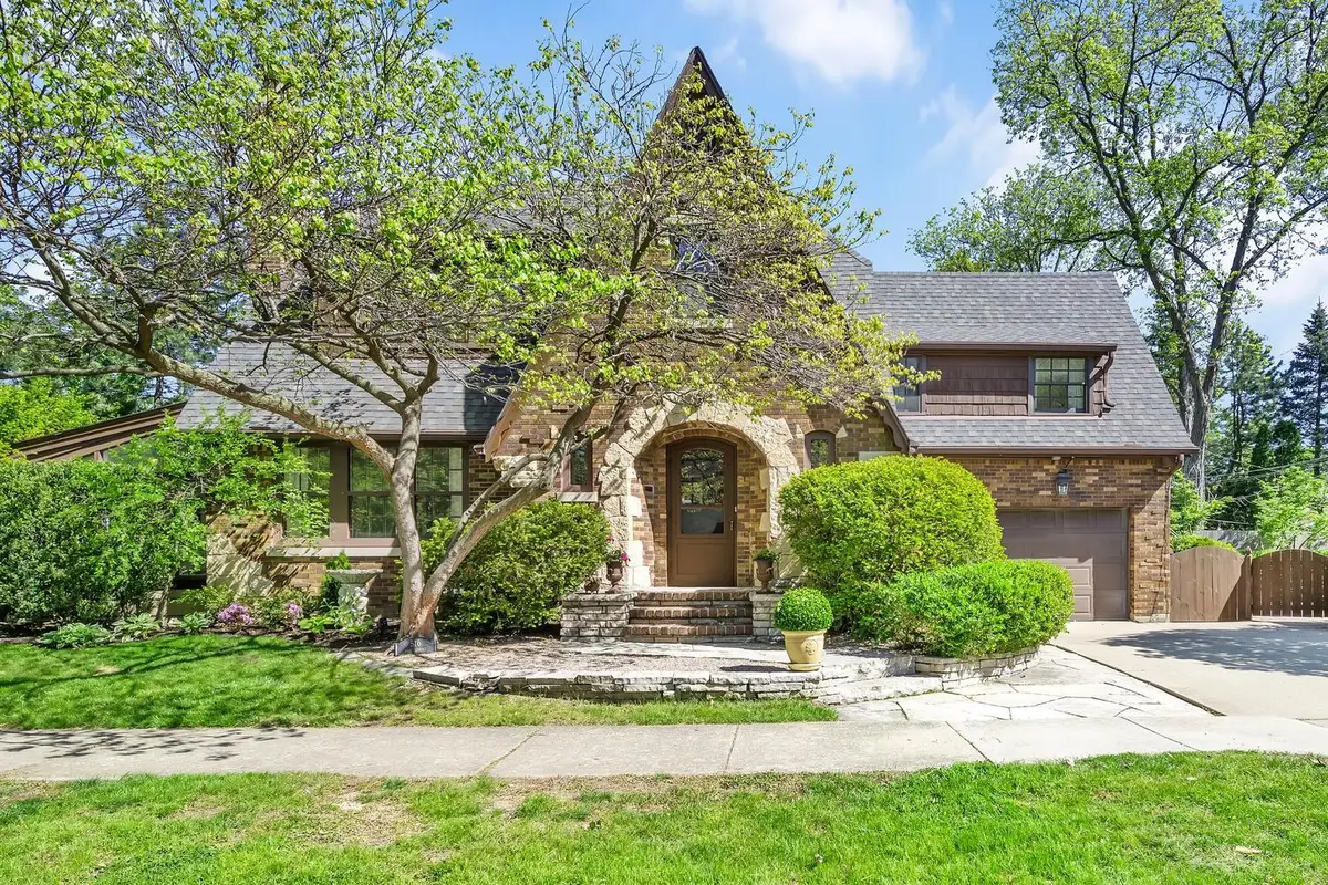 516 41st Street, Western Springs, IL 60558 - #1
