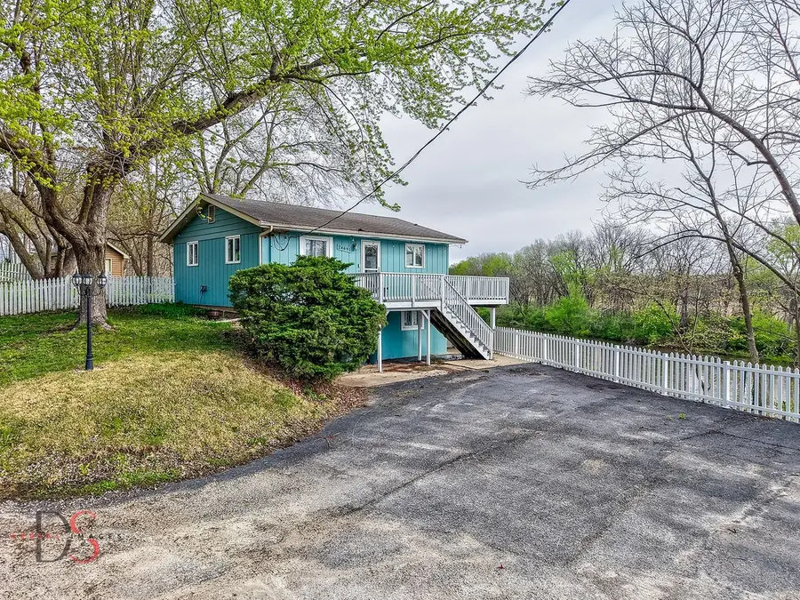 2469 N 41st Road, Sheridan, IL 60551 - #3