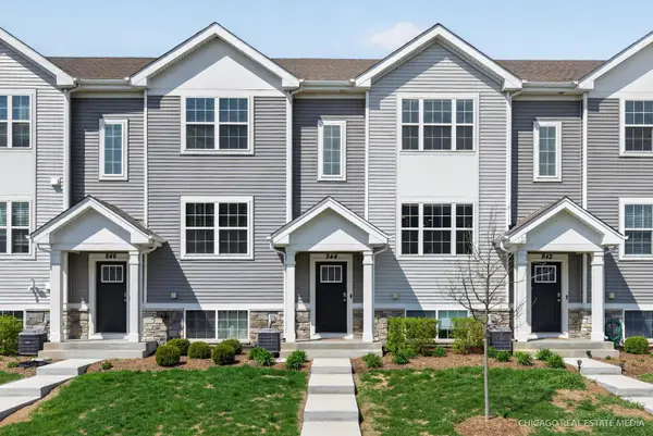 844 Briar Glen Court, Hampshire, IL 60140