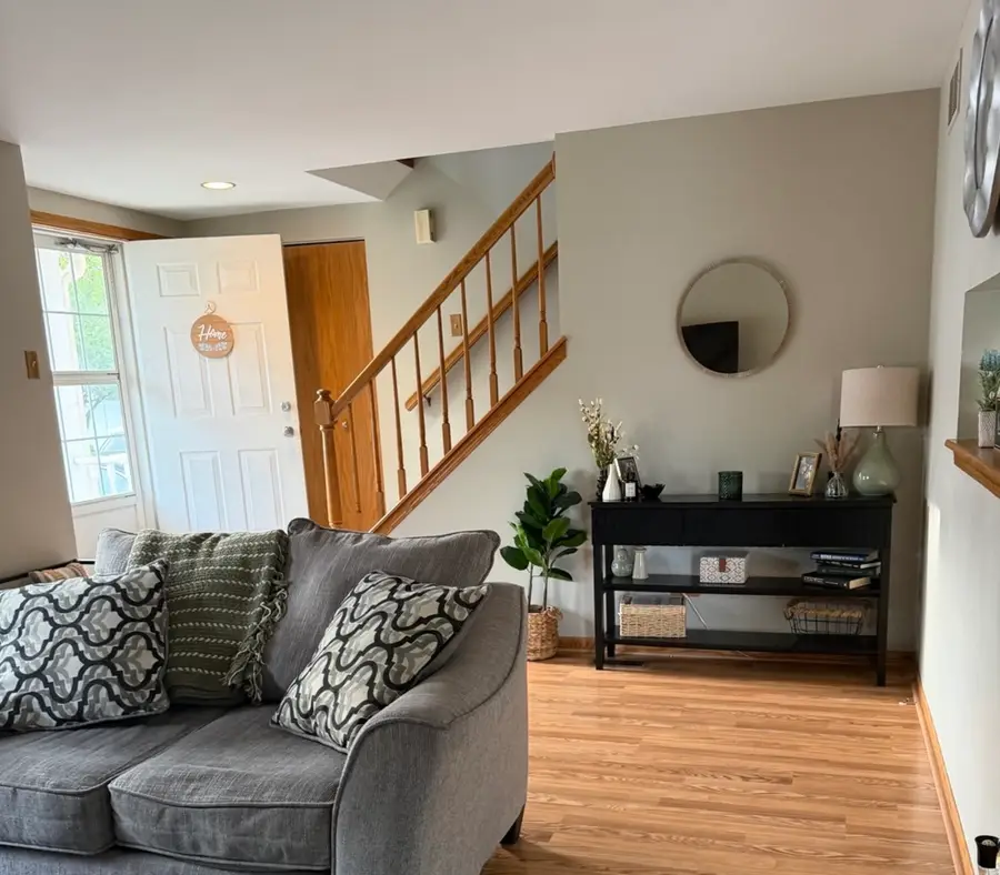 8026 160th Street W #8026, Tinley Park, IL 60477 - #3
