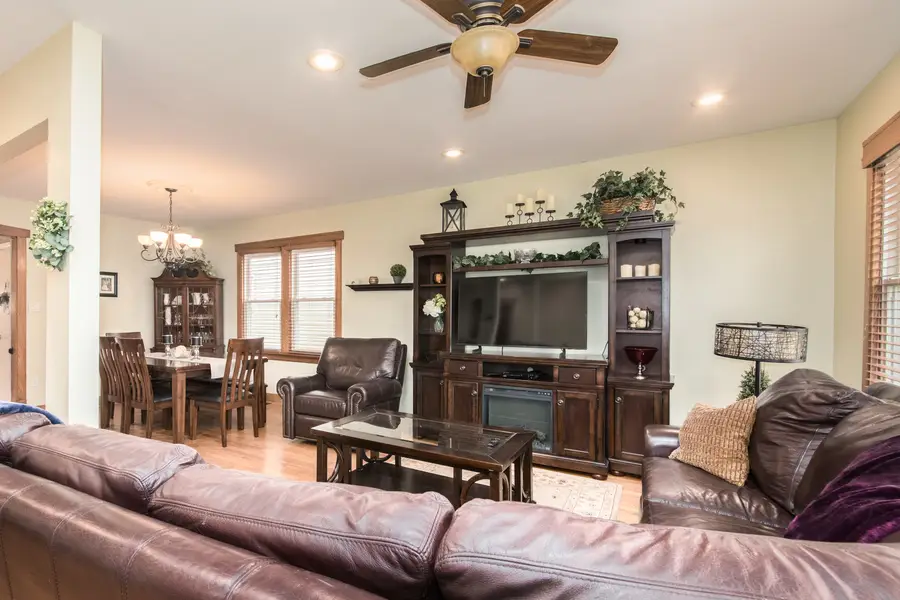 6461 W Raven Street, Chicago, IL 60631 - #3