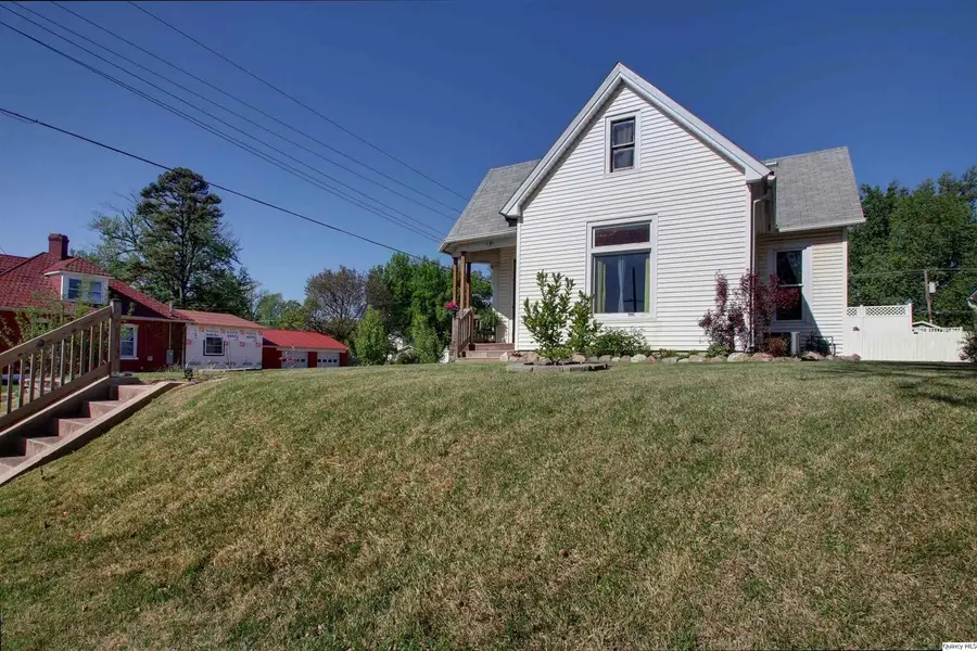 636 S 16th Street, Quincy, IL 62301 - #2