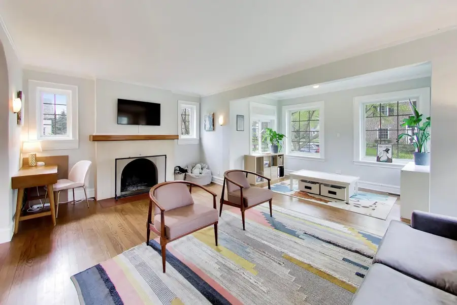 1636 Forest Avenue, Wilmette, IL 60091 - #3