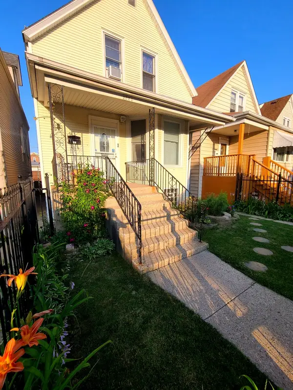 2223 N Keeler Avenue, Chicago, IL 60639