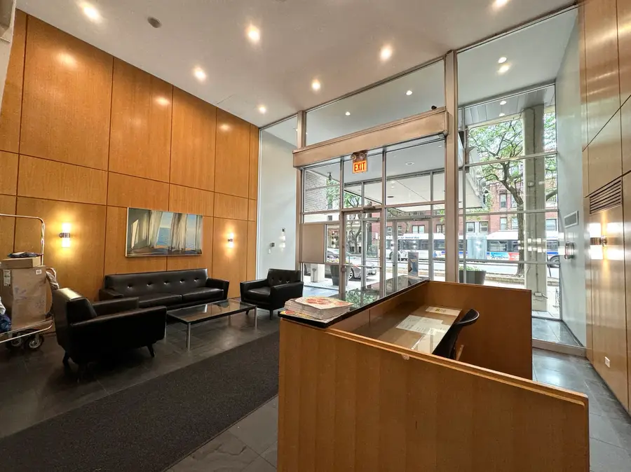 3033 N Sheridan Road #1505, Chicago, IL 60657 - #2