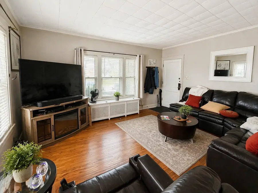 256 Nicholson Street, Joliet, IL 60435 - #2