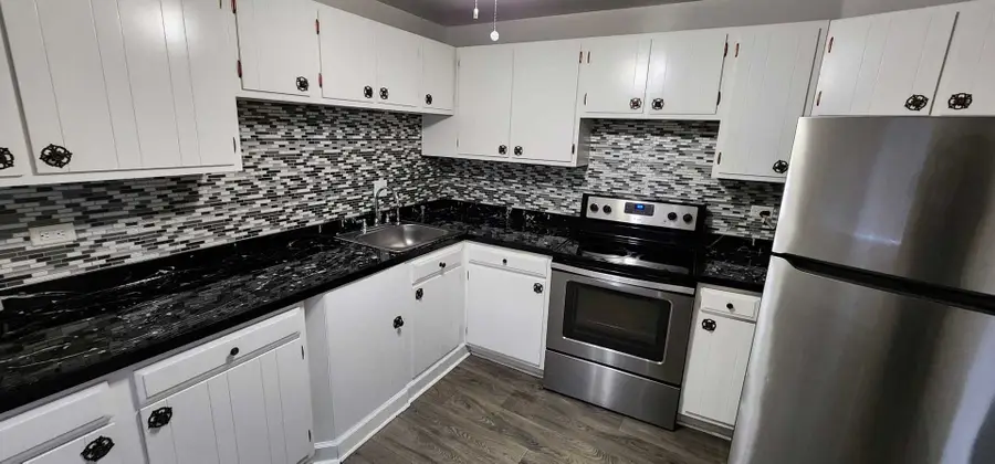 2305 Holiday Terrace #131, Lansing, IL 60438 - #3