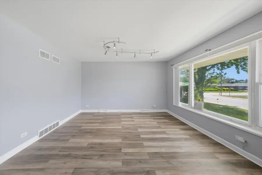 480 E 163rd Street, South Holland, IL 60473 - #2